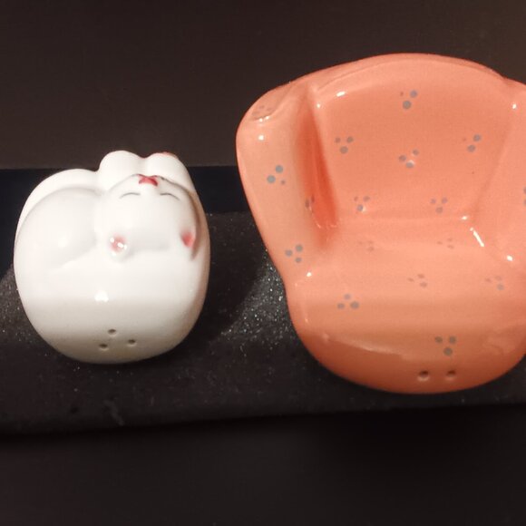 S&P Shakers ✍️REDUCED PRICE👍reg$5 - Picture 3 of 4